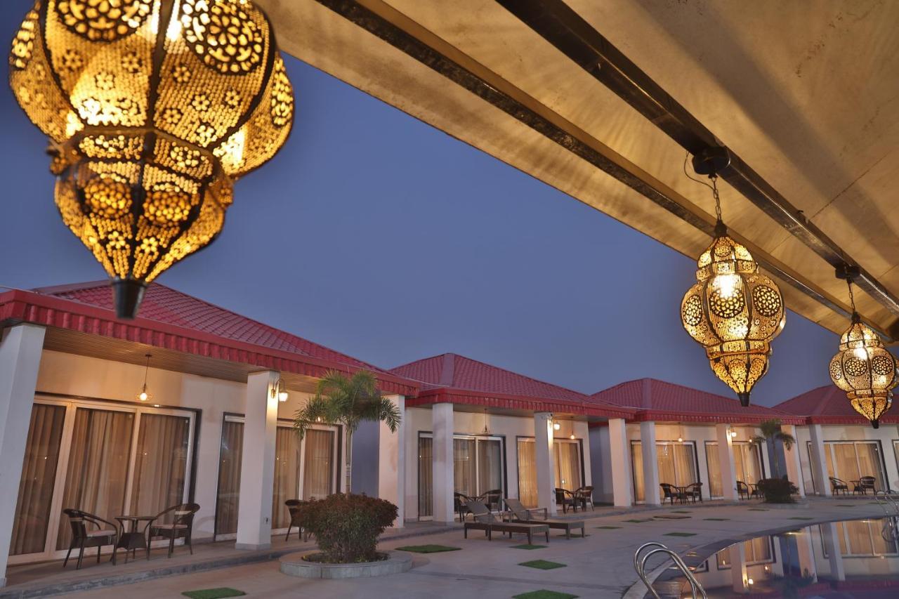 Mannat Resort Paota Prāgpura Eksteriør billede