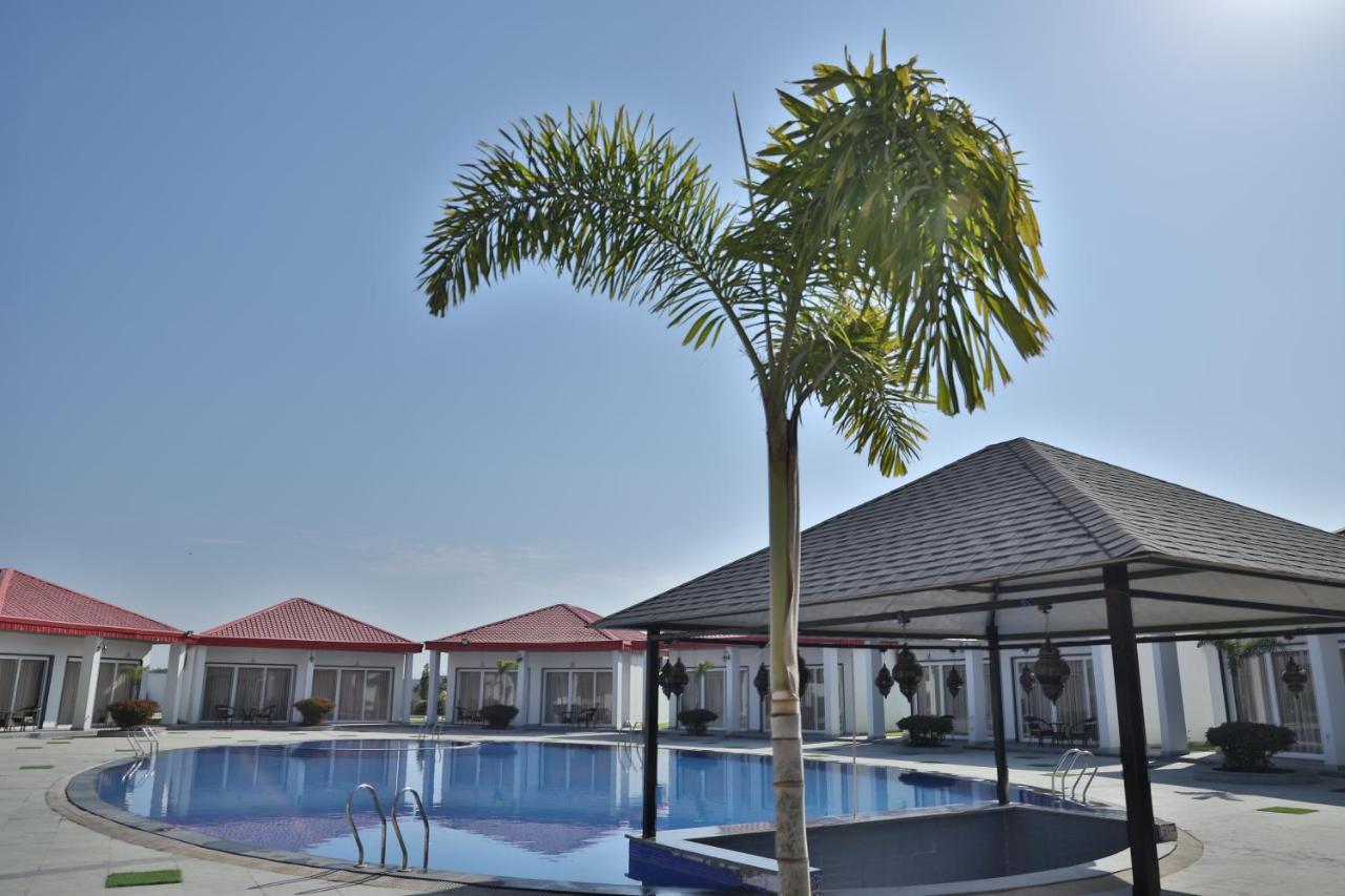 Mannat Resort Paota Prāgpura Eksteriør billede