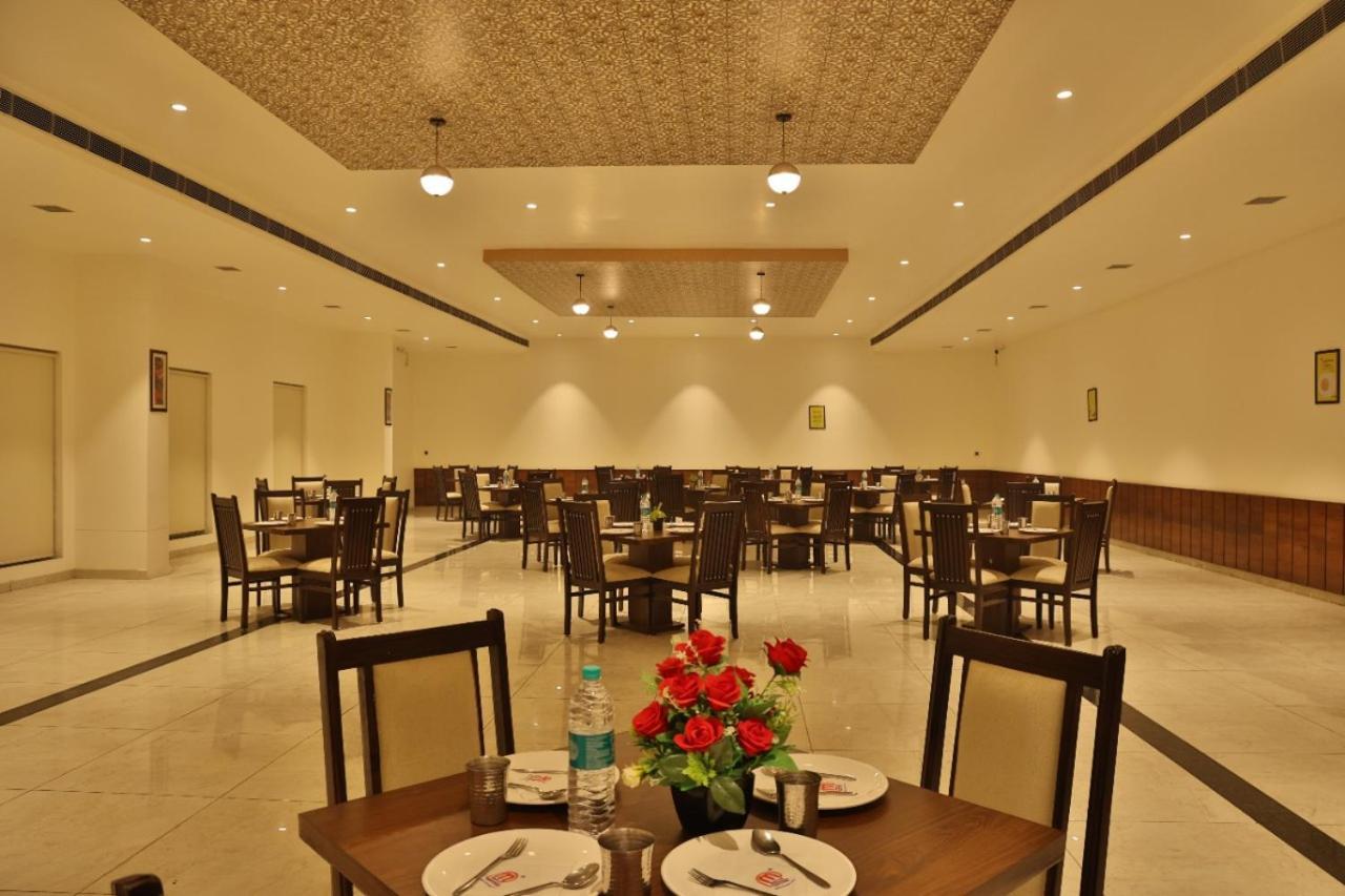 Mannat Resort Paota Prāgpura Eksteriør billede