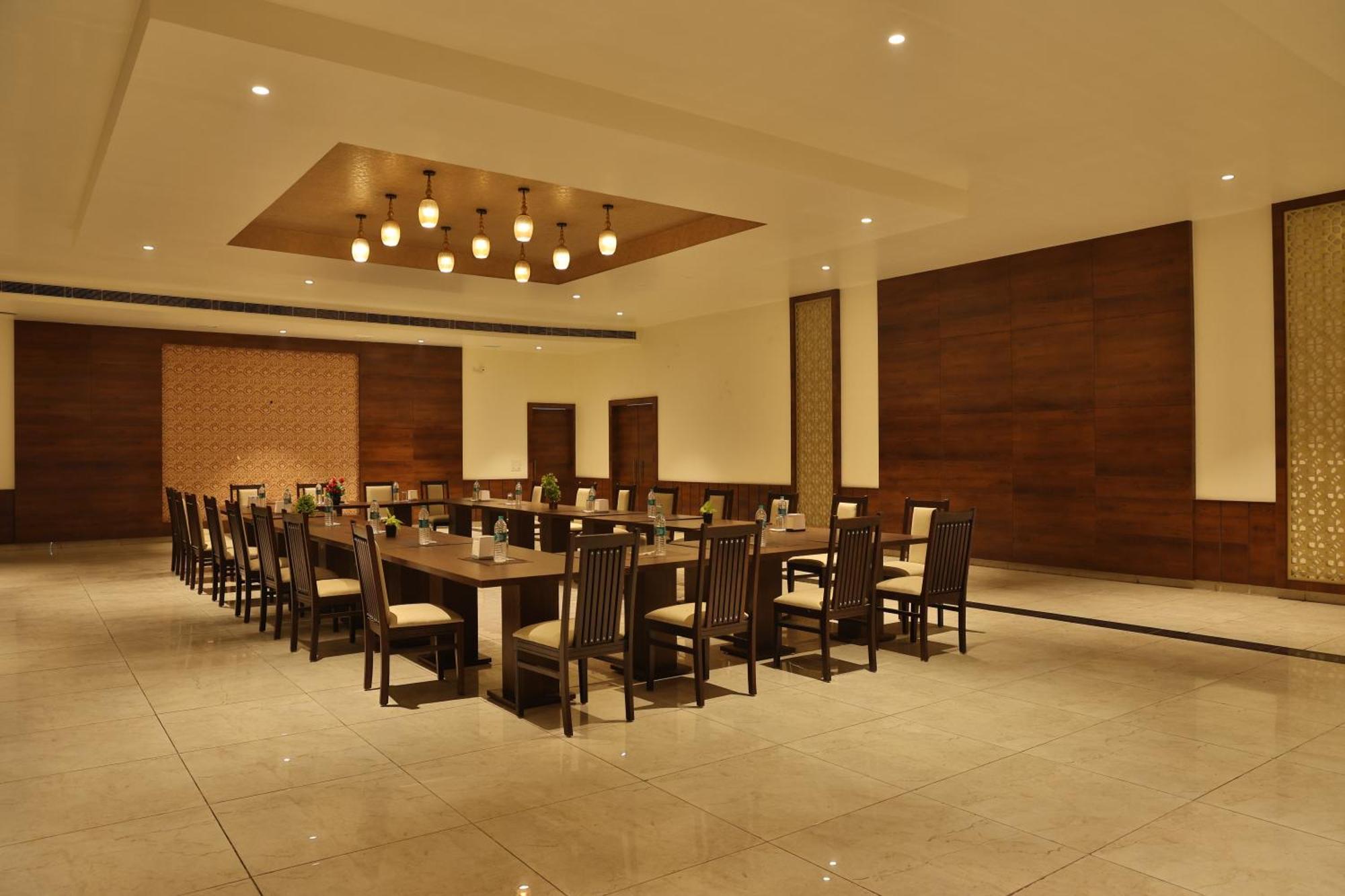 Mannat Resort Paota Prāgpura Eksteriør billede
