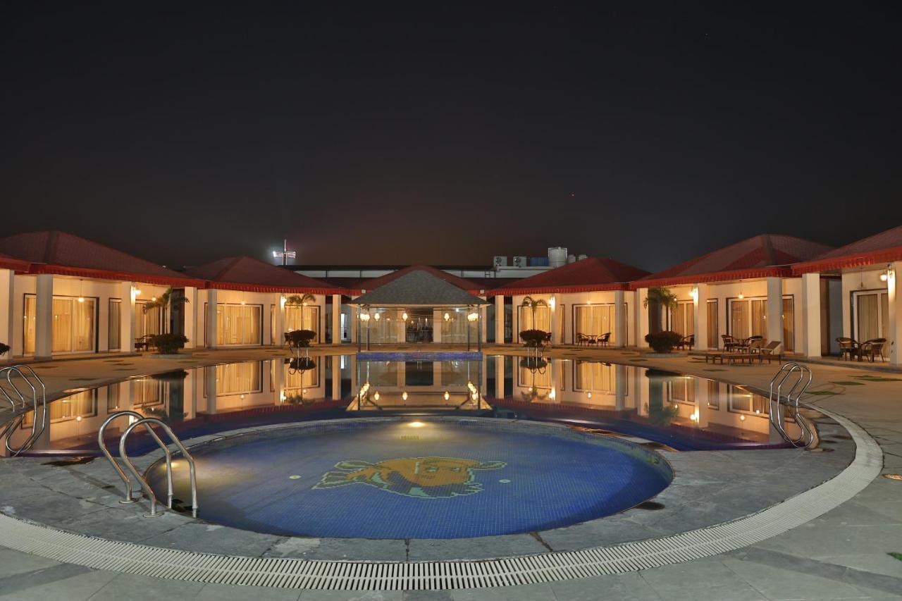 Mannat Resort Paota Prāgpura Eksteriør billede